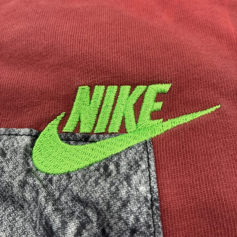 Nike Tee Zero Gravity 1972 Moon Walk Loose Fit Heavy Red‎ T-Shirt Men's Medium
